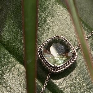 Elegant Silver Pendant Necklace